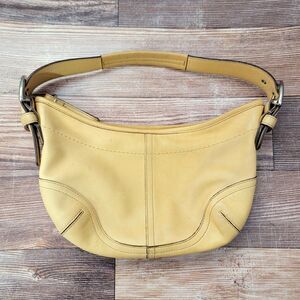 COACH Soho Y2K VTG minHobo Leather Bag Yellow Beige Women's 9541